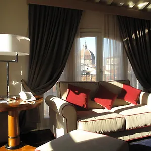 Hotel Patria, Pistoia